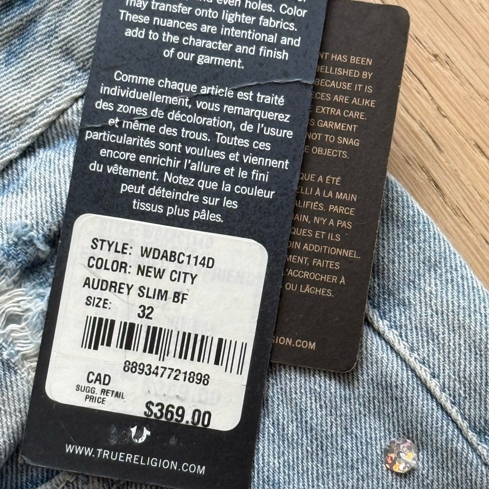 Audrey Slim Boyfriend Jeans 32 Crystal Star Hand Embellished Distressed NWT $369 - Picture 5 of 6